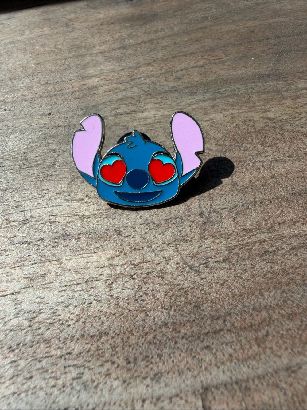 4/$20 DISNEY PIN TRADING EMOJI BLITZ HEART EYES STITCH PIN